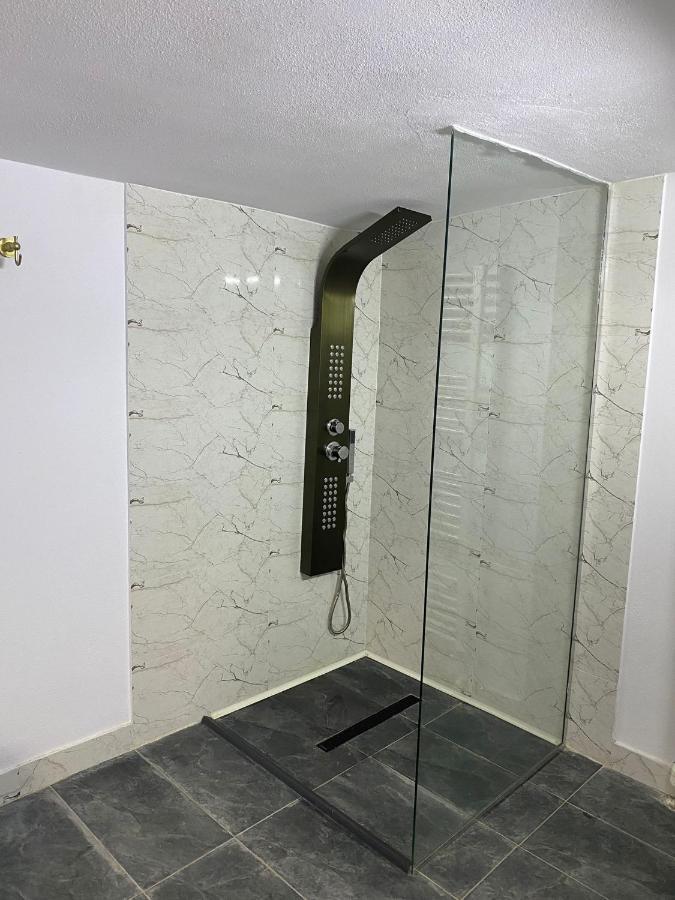 Accommodation Casa Luca ホレズ エクステリア 写真